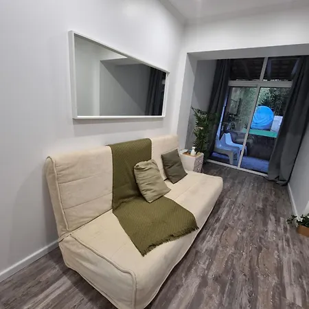 Apartman Near Monsanto W/ Barbecue