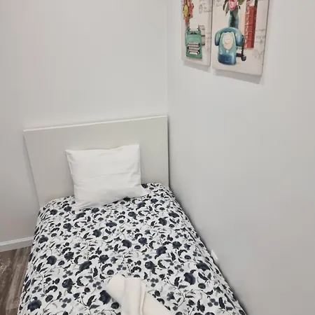 Near Monsanto W/ Barbecue *